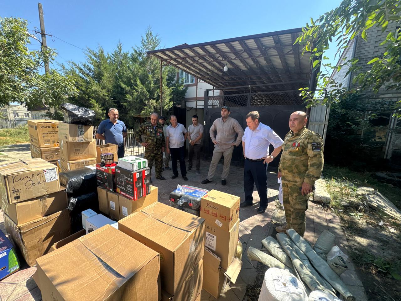 Кизлярский ветеран СВО доставил на передовую более трех тонн гуманитарной помощи